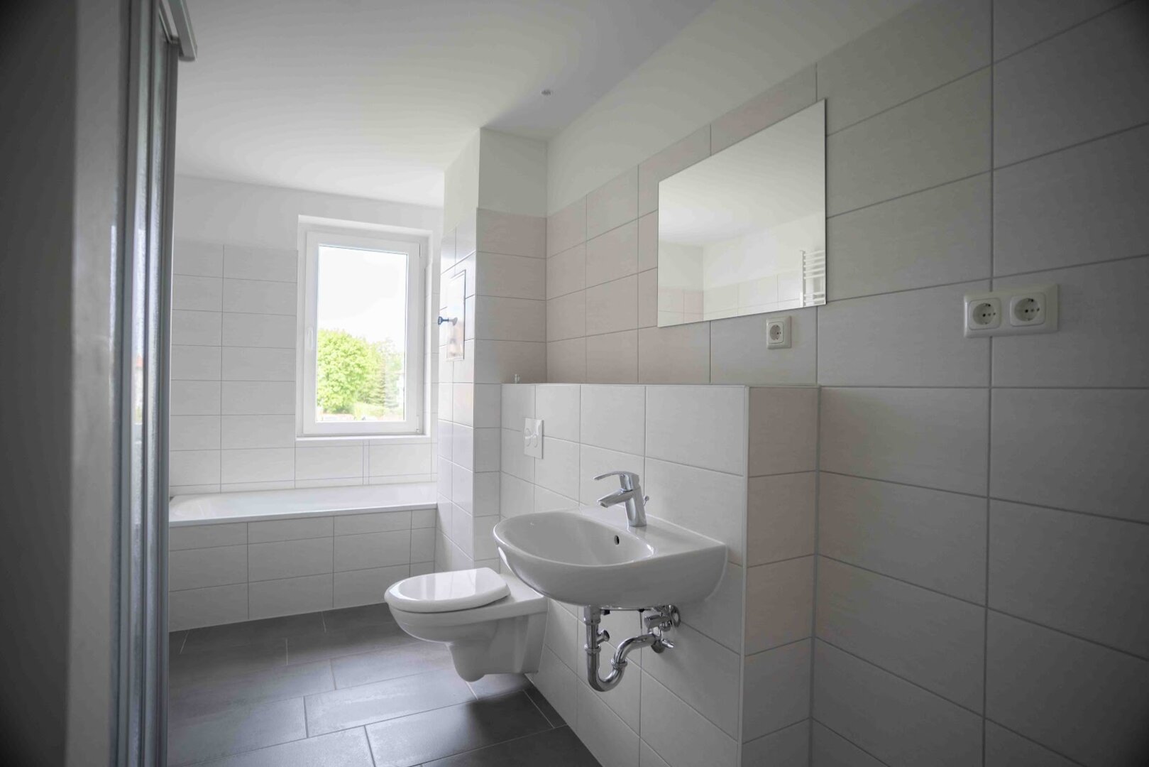 Zum Mietangebot verlinktes Bild: Frisch sanierte XXL-Wohnung
