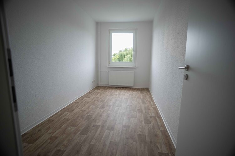 Zum Mietangebot verlinktes Bild: Hier sanieren wir für Sie!