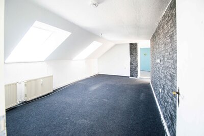 Bild 6 zum Mietangebot Besonderer Grundriss mitten in der Stadt.