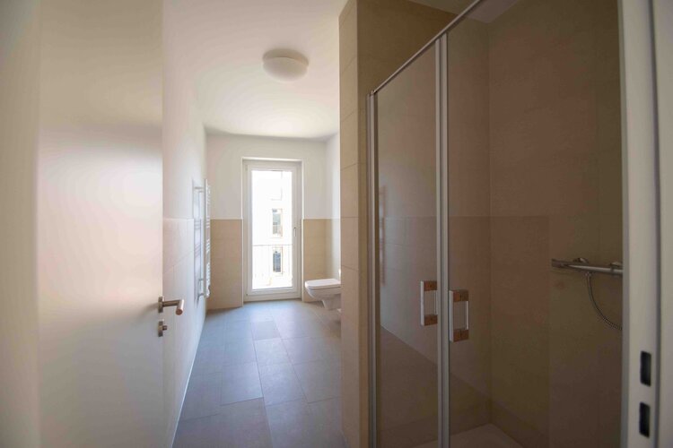 2-Zimmer-Wohnung mit Aufzug und Dusche! - Foto 5