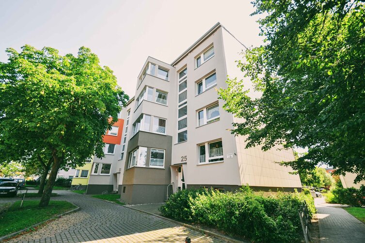 Einzugsfertig und Einkaufsmöglichkeit vor der Tür! - Photo 2