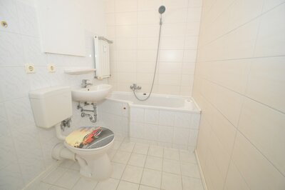 Bild 5 zum Mietangebot Familienwohnung mit Ausblick.